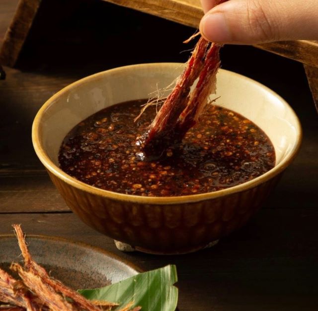 Nhận biết trâu gác bếp qua mùi thơm và hương vị - Ảnh từ Tồ Tồ Nhận biết trâu gác bếp qua mùi thơm và hương vị - Ảnh từ Tồ Tồ
