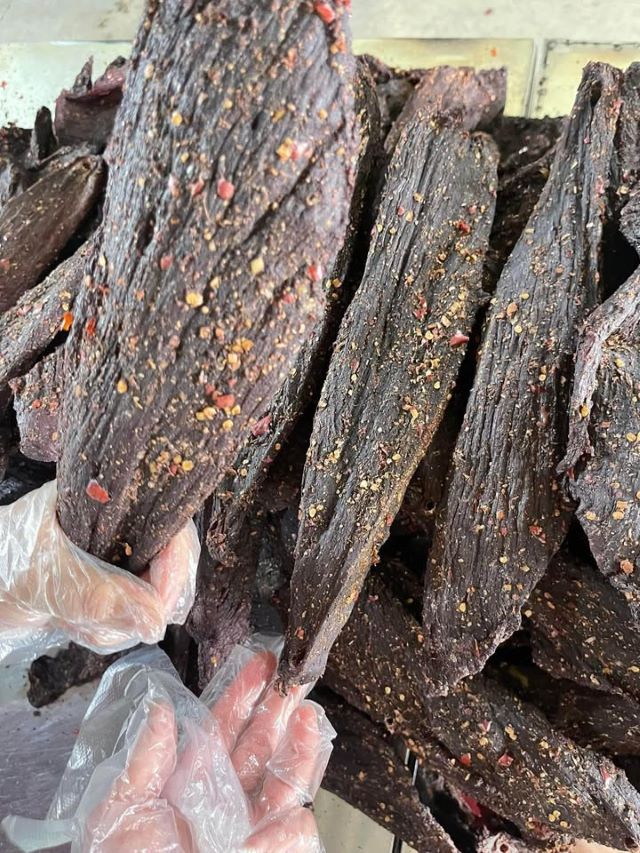 Tất cả các loại thịt khô đều là nguồn protein dồi dào - Ảnh sưu tầm Tất cả các loại thịt khô đều là nguồn protein dồi dào - Ảnh sưu tầm
