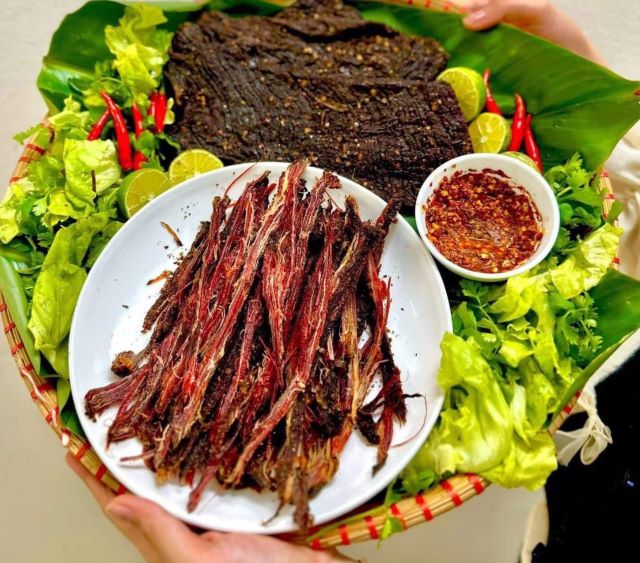 Sự lan tỏa qua những lần review chân thật của các tiktoker - Ảnh từ Tham Dao Sự lan tỏa qua những lần review chân thật của các tiktoker - Ảnh từ Tham Dao