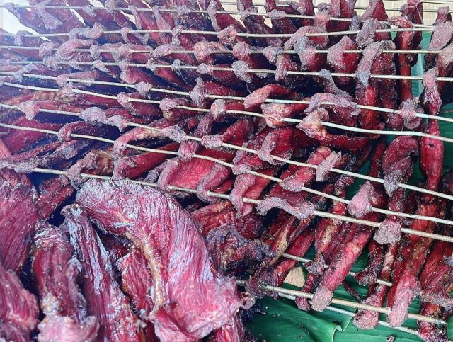 Các tỉnh thành nổi tiếng nhất về thịt trâu gác bếp chuẩn vị phải kể đến Sơn La, Hà Giang, Điện Biên và Lai Châu - Ảnh từ Văn Phương Các tỉnh thành nổi tiếng nhất về thịt trâu gác bếp chuẩn vị phải kể đến Sơn La, Hà Giang, Điện Biên và Lai Châu - Ảnh từ Văn Phương