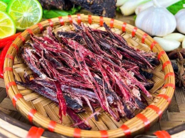 Trâu gác bếp đã được xé nhỏ - Ảnh sưu tầm Trâu gác bếp đã được xé nhỏ - Ảnh sưu tầm